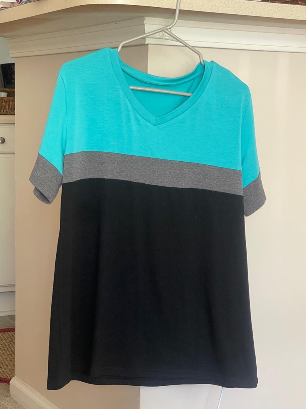 V-Neck Colorblock Women’s Top in Aqua, Gray & Black